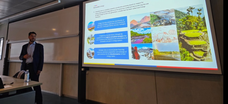 Embajada de Colombia en Dinamarca exalta la transición energética y las posibilidades de inversión en Colombia en el evento "Colombia's Energy Crossroads"